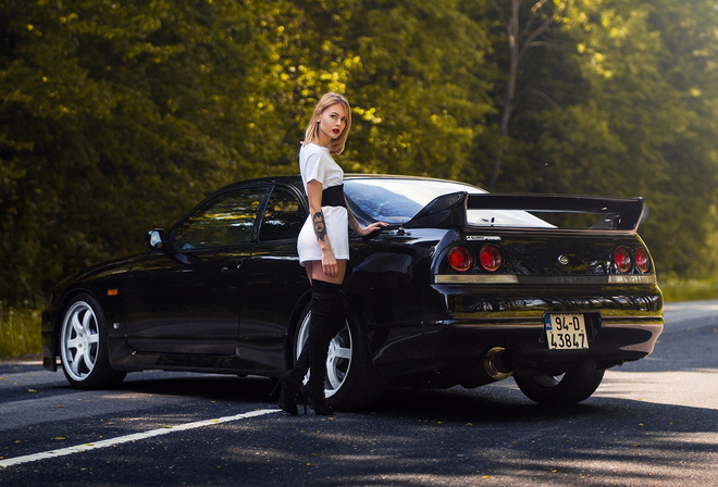 nissan skyline, r34, girl, women, city, black car, blonde, street