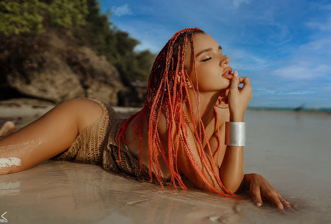 women, dyed hair, sea, closed eyes, wet body, dress, sky, clouds, pierced nose, finger on lips, Sergey Freyer, brunette, women outdoors, hoop earrings