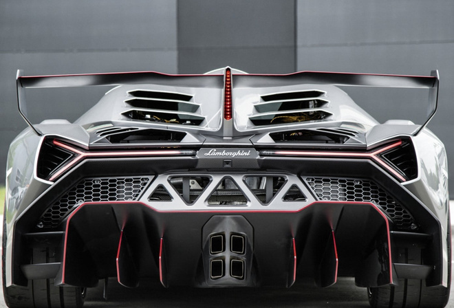 Lamborghini, Veneno, V12