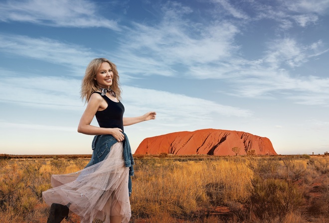 ,   ,  , Uluru, Australia, Tjuta National Park,  , Kylie Minogue