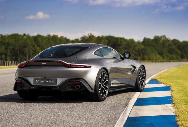 aston martin, vantage