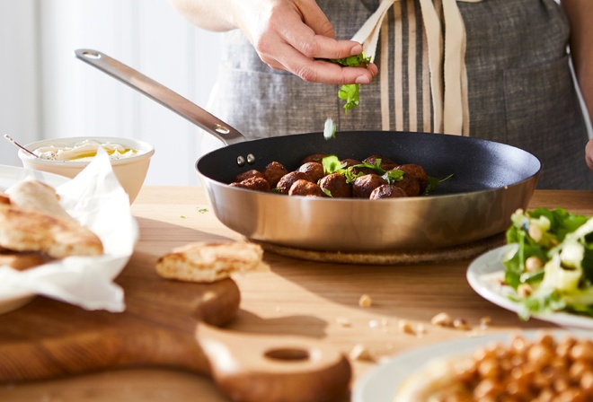 pans, wooden chopping board, IKEA, food