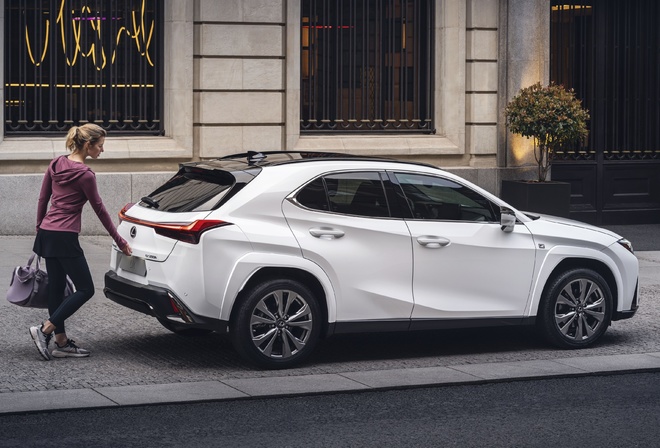 Lexus, subcompact luxury crossover, 2023, Lexus Uxh Adds Performance