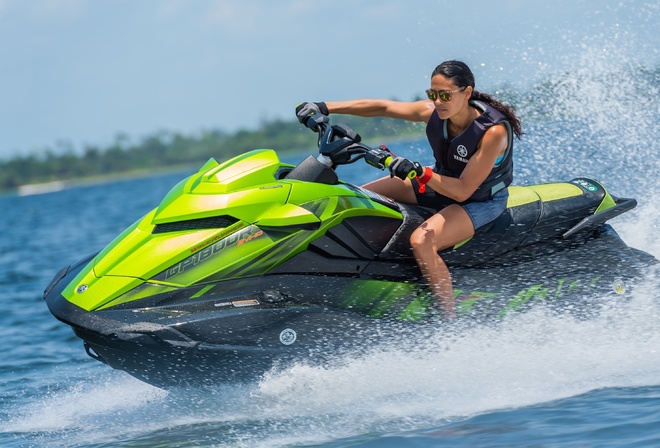 Yamaha, jet ski, Yamaha Waverunner GP 1800 R SVHO