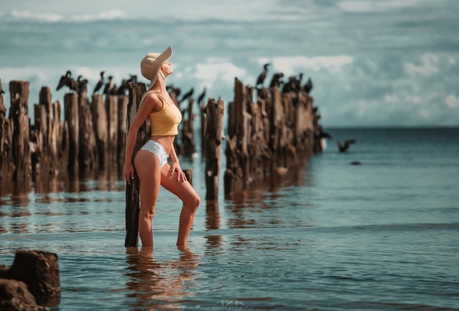 women, blonde, model, women outdoors, beach, sea, white panties, sky clouds, baseball cap, cap, short tops, T-shirt