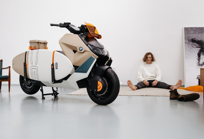 BMW Motorrad, custom e-scooter, BMW CE 04 Vagabund Moto Concept