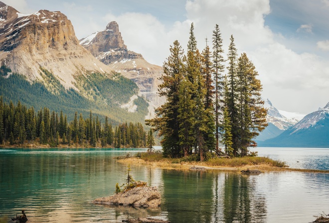 Jasper National Park, Maligne Lake, Spirit Island, Canada