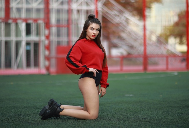 synthetic grass, brunette, women outdoors, sportswear, model, , ass, sneakers, kneeling, red lipstick