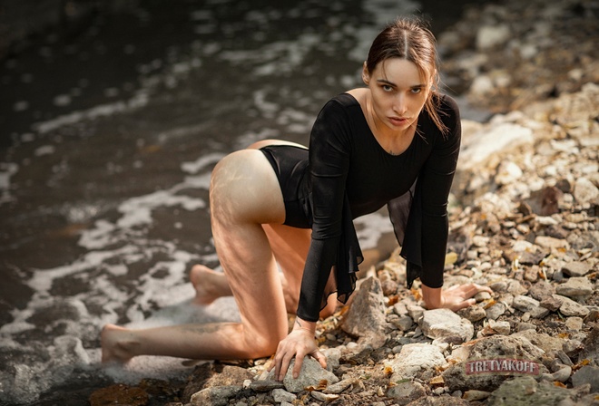 Roman Tretyakov, women outdoors, brunette, ass, river, black bodysuit, hips, bodysuit, bent over, , water, stones, model