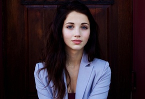 Emily Rudd, , , 