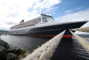 ship, queen mary, mooring lines, shore, clouds, sea, tour