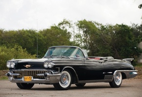 Cadillac Eldorado Biarritz, 