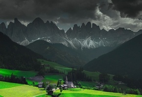 funes, santa magdalena, italy, mountain, houses, green