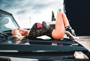 women, Nask Nach, car, ass, painted nails, tanned, sneakers, leotard, tattoo, women outdoors, reflection