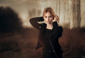 women, portrait, women outdoors, depth of field, blonde