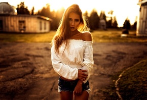 women, Miro Hofmann, tanned, depth of field, jean shorts, sunset, portrait