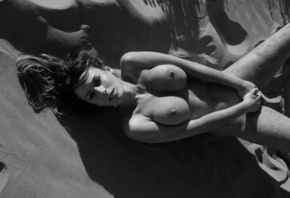 Alba Mendoza, women, nudeboobs, nipples, monochrome, top view, sand, belly, ...