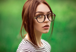 women, portrait, face, women outdoors, depth of field, glasses, women with glasses