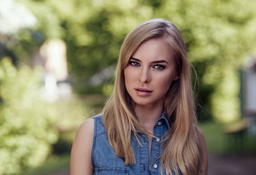 Victoria Pichkurova, women, blonde, portrait, depth of field, women outdoors