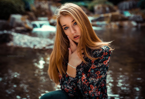 women, blonde, river, portrait, depth of field, women outdoors