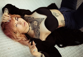 women, portrait, tattoo, choker, dyed hair, lying on back, jeans, black bra ...