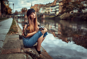 women, sitting, portrait, camera, depth of field, women outdoors