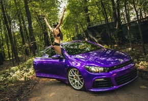 women, baseball caps, Batman logo, car, trees, ass, tanned, short shorts, arms up, women outdoors