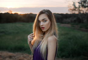 women, blonde, portrait, sunset, depth of field, women outdoors