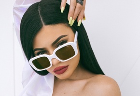 Kylie Jenner, , 