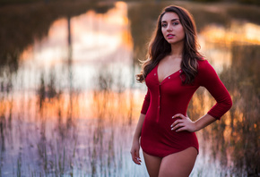 women, portrait, depth of field, women outdoors, reflection, brunette, red clothing