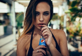 women, face, portrait, bottles, depth of field, tanned, painted nails, Peps ...