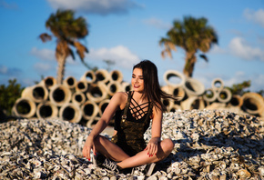 women, smiling, sneakers, palm trees, red nails, overalls, women outdoors, brunette, depth of field, looking away