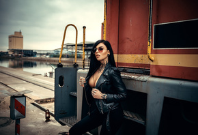 women, sunglasses, boobs, tattoo, leather jackets, train, pants, piercing, black clothing, black hair, women outdoors
