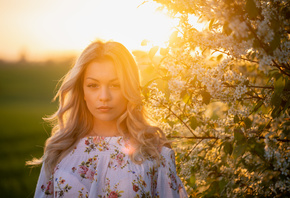 women, blonde, portrait, women outdoors, depth of field, Sun