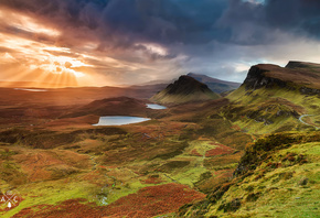rays, light, mountains, the evening, region highland, Scotland, Isle of Skye, hills, the sun, the sky, valley, clouds