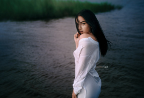 women, portrait, river, black nails, white shirt, women outdoors, black hair