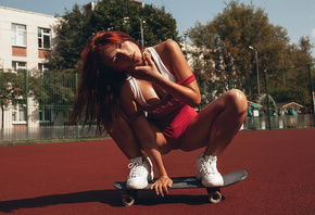 Inga Sunagatullina, women, redhead, sneakers, skateboard, tanned