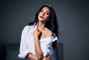 , , , , , Shay Mitchell, Buxom Campaign