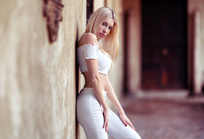 women, Marco Squassina, blonde, white clothing, red nails, belly, wall, pan ...