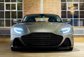 Aston Martin, OHMSS, DBS, Superleggera