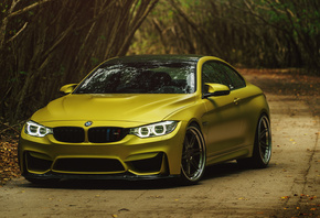 , BMW M4, 