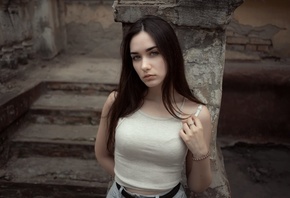 women, portrait, gray eyes, stairs, belt, women outdoors, long hair