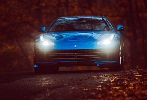 Ferrari, GTC4Lusso T