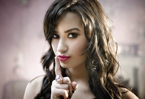 actress, Demi Lovato
