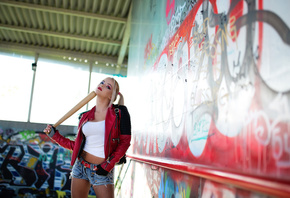 harley quinn, joker, batman, blonde, jeans shorts, model, girl, bate, cospl ...