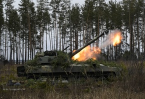 Ukraine, Makariv, fire, 2022, armed forces, self propelled howitzers