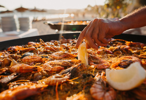 Spanish cuisine, seafood, paella