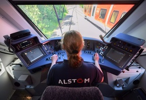 Alstom, hydrogen-powered passenger train, Germany