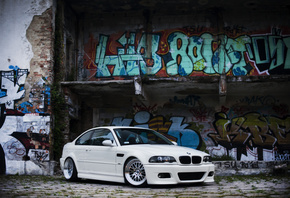 BMW, BMW E46, E46, White, Graffiti, Building