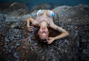  , Maxim Gustarev, women outdoors, bikini, women, model, brunette, tattoo, river, nature, water, rocks